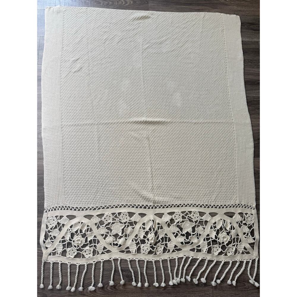 Pottery Barn Crochet knit trim throw blanket  46 x 59 inches 100% cotton